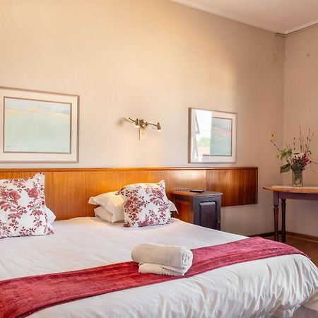 Karoo Country Inn Middelburg  外观 照片