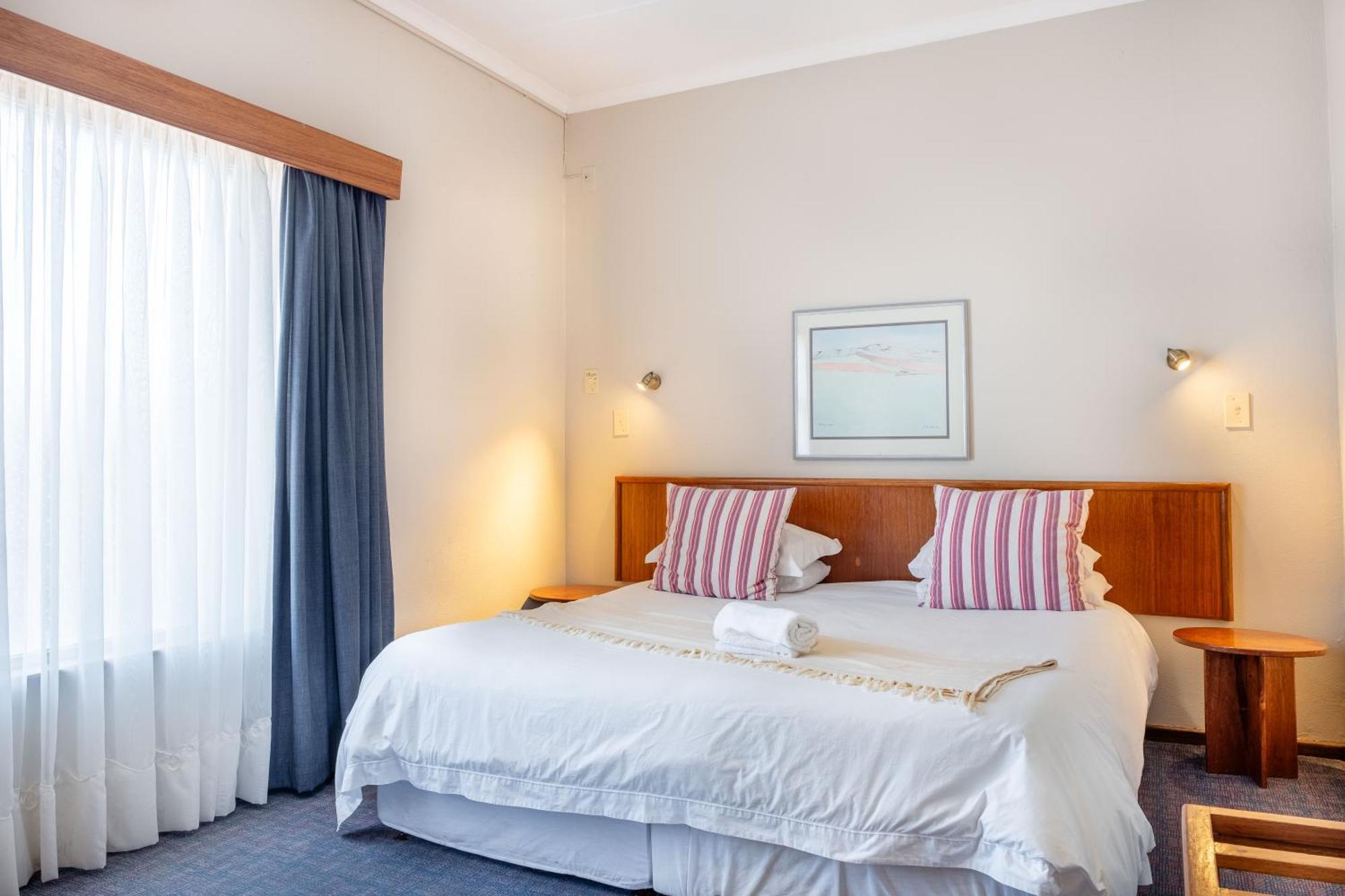 Karoo Country Inn Middelburg  外观 照片