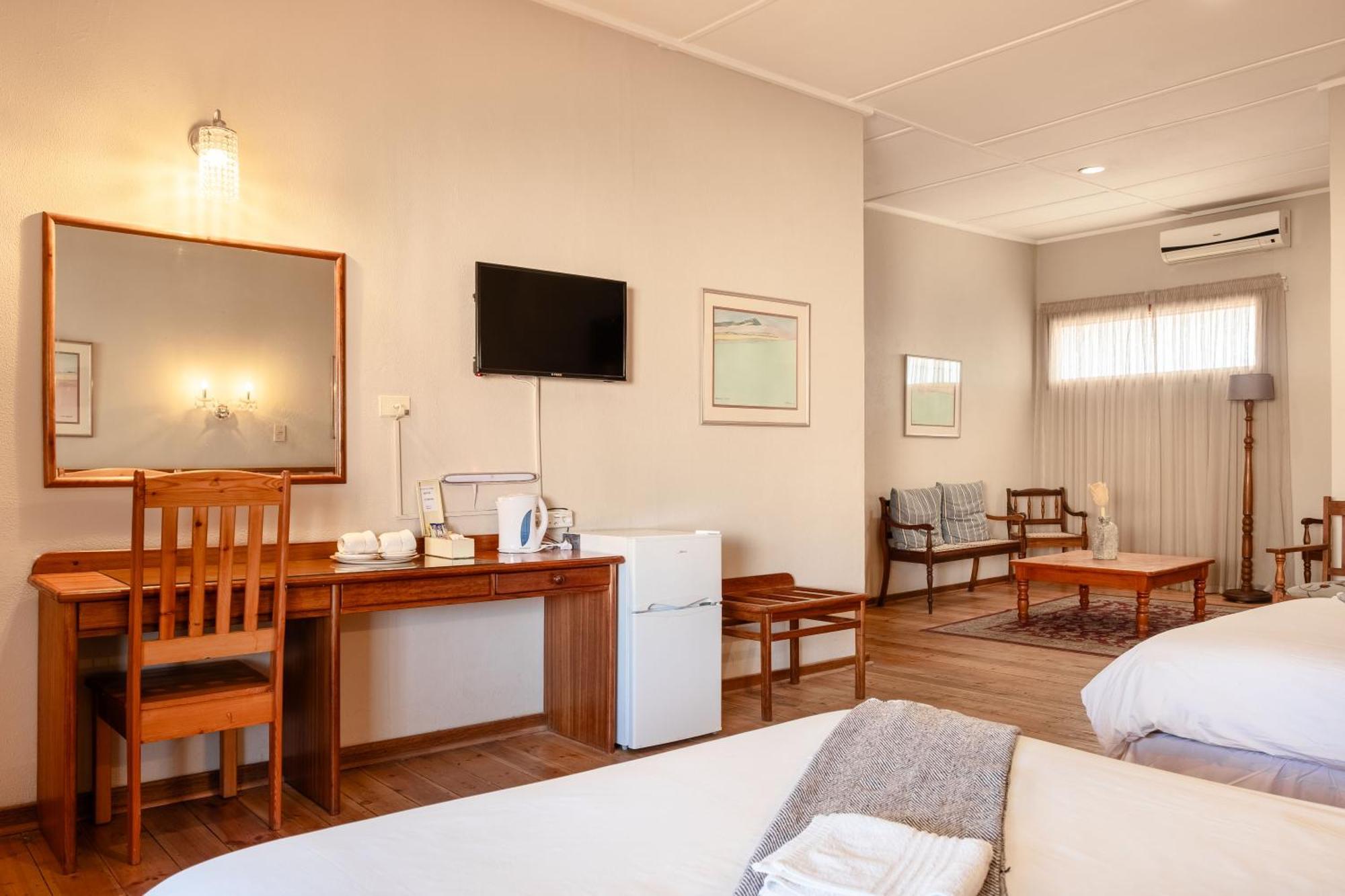 Karoo Country Inn Middelburg  外观 照片