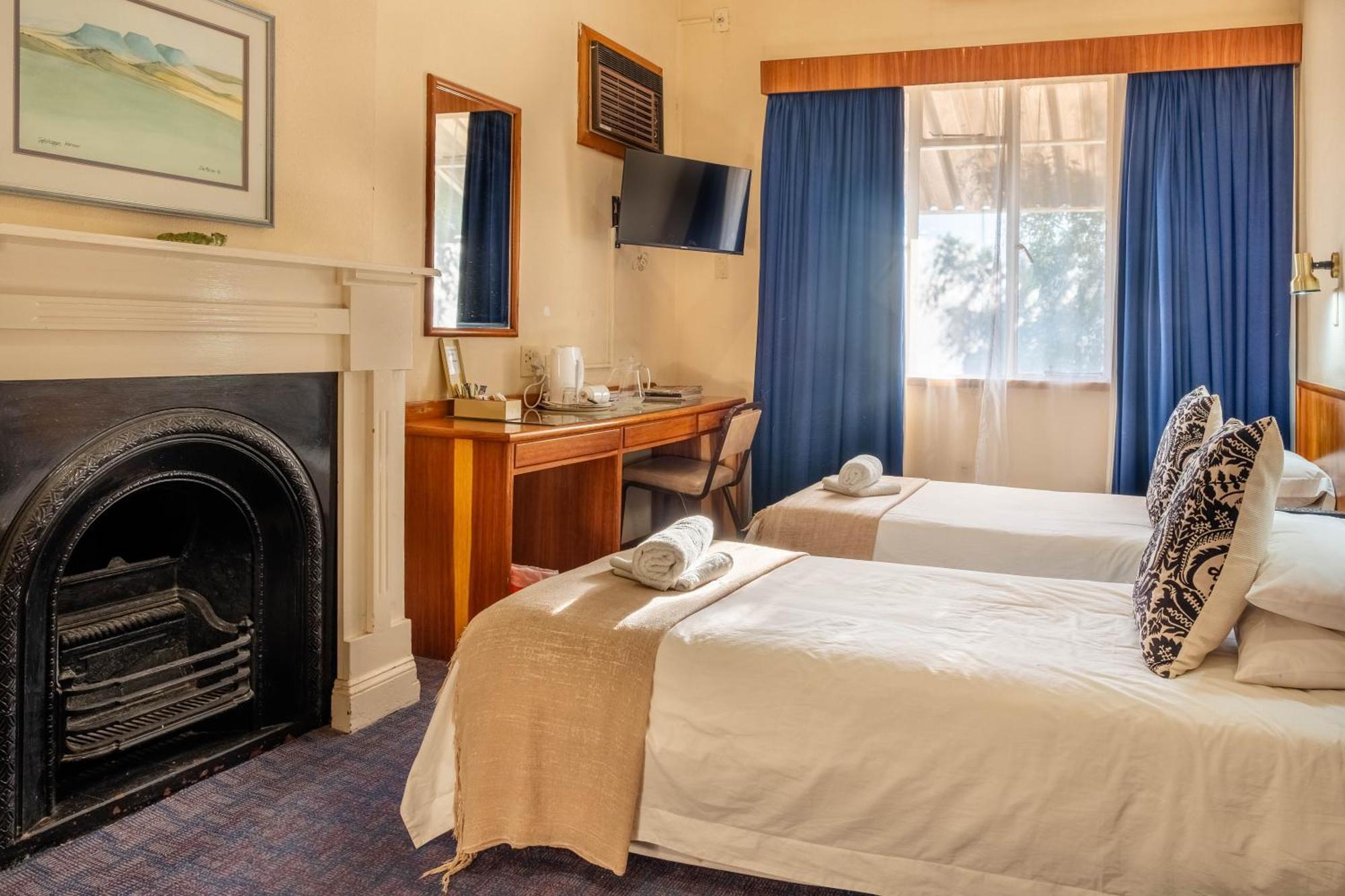 Karoo Country Inn Middelburg  外观 照片
